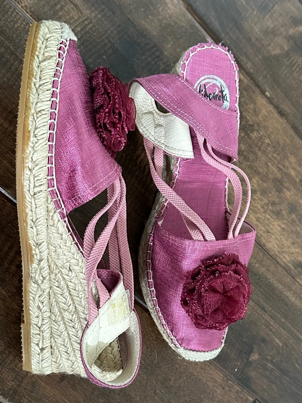 Vidorreta Pink Floral Espadrille Wedge Sandals  made in Spain size 40/9us